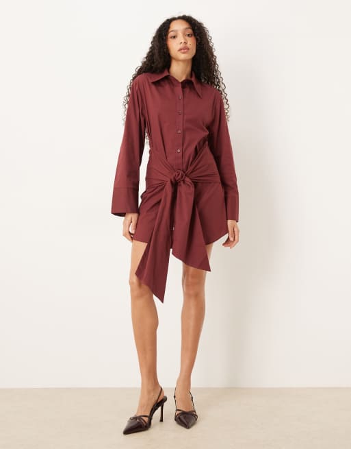 ASOS DESIGN – Kurzes Hemdblusenkleid in Burgunderrot mit Wickeldetail vorne, 2 von 4