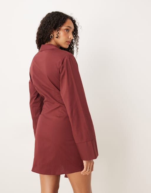 ASOS DESIGN – Kurzes Hemdblusenkleid in Burgunderrot mit Wickeldetail vorne, 3 von 4