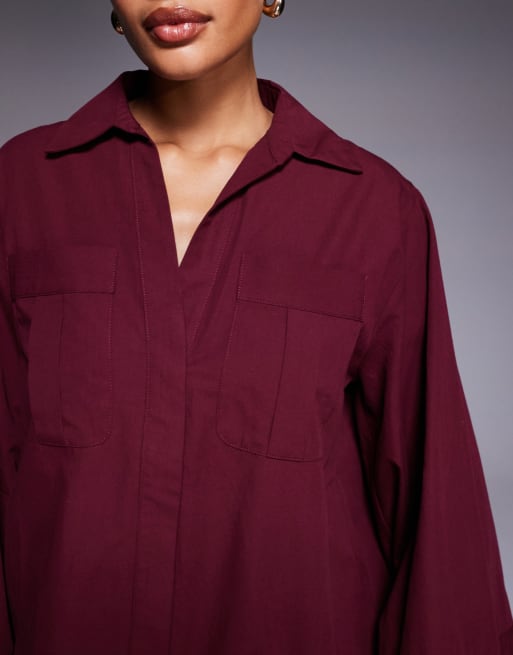 ASOS DESIGN – Kurzes Hemdblusenkleid in Kirschrot mit breiten Bündchen und Oversize-Taschen, 4 von 4
