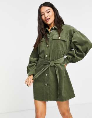 ASOS DESIGN - Kurzes Hemdkleid aus Cord in Khaki-Grün