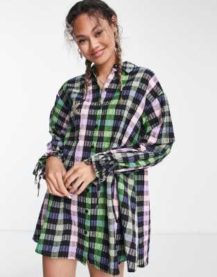 ASOS DESIGN - Kurzes Oversize-Hemdkleid aus Baumwolle mit Vichykaromuster im Grunge-Look-Bunt