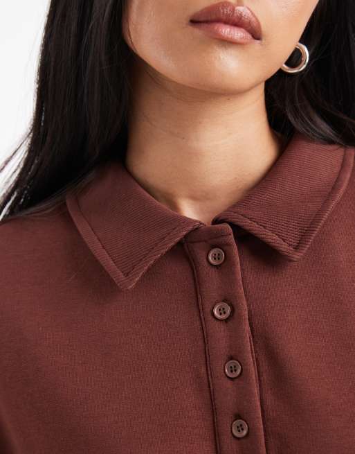 ASOS DESIGN – Kurzes Sweatshirt-Kleid in Schokobraun mit Polokragen, 3 von 4