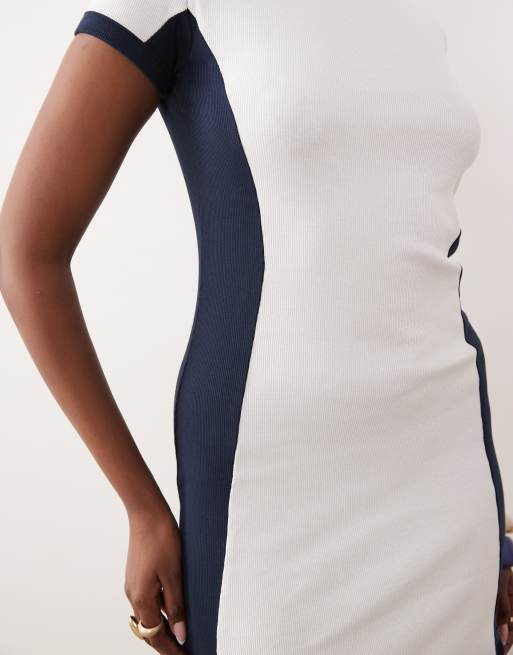 ASOS DESIGN – Kurzes T-Shirtkleid in Weiß mit Farbblockdesign in Marineblau, 3 von 4