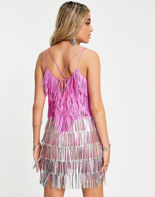 ASOS DESIGN – Kurzes Trägerkleid in Rosa und Silber mit verziertem Fransenbesatz, 2 von 4