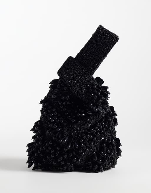 ASOS DESIGN kuvertväska med ögla och utsmyckning i svart, 4 av 4