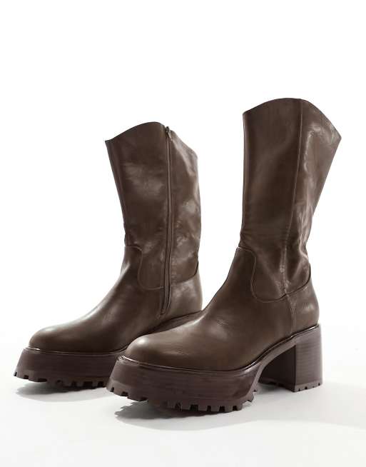 ASOS DESIGN - Laarzen met dikke plateauzool en hak van imitatieleer in bruin, 2 van 4