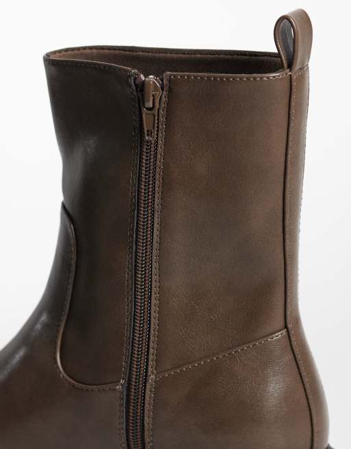ASOS DESIGN laarzen met rits en zool met profiel in bruin, 3 van 4