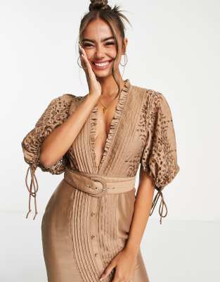 asos design premium lace insert pleated midi dress NWOT ASOS Premium Lace insert Pleated Maxi Dress