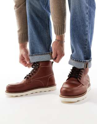  lace up boots  leather with contrast sole