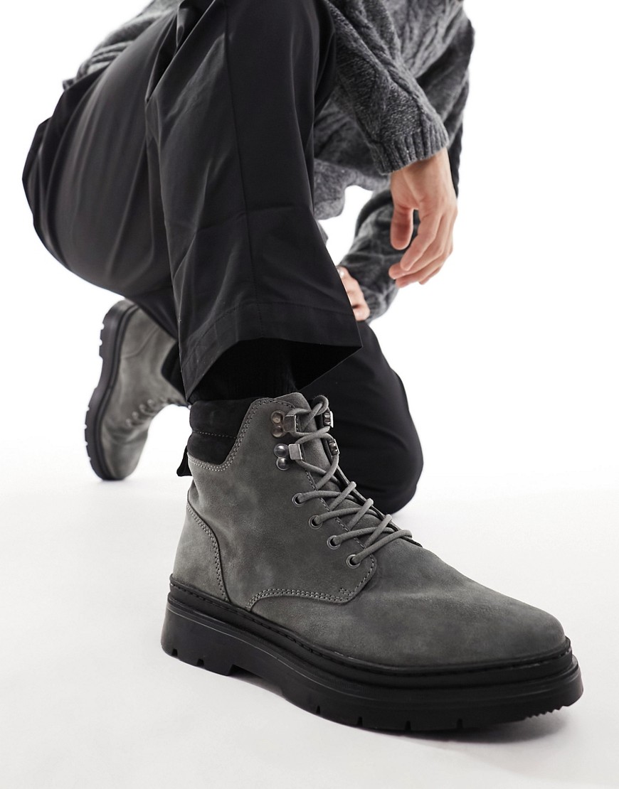 lace-up boots in gray suede
