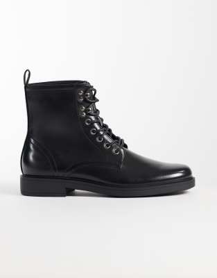Boots 1