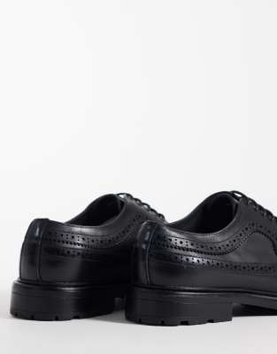  DESIGN chunky lace up brogue shoes in black- Men\'s 9 New Shop ASOS DESIGN chunky lace up shoes in black with brogue  main image 2