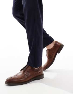 lace-up brogue shoes in tan leather-Brown