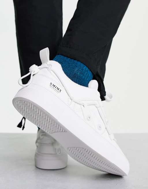 Asos design cheap sneakers in white