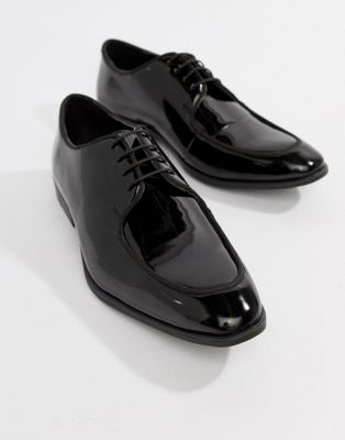 black patent lace up shoes