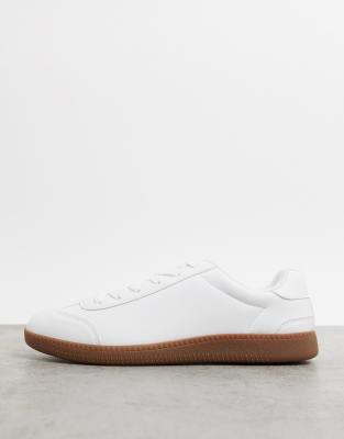 white leather sneakers gum sole