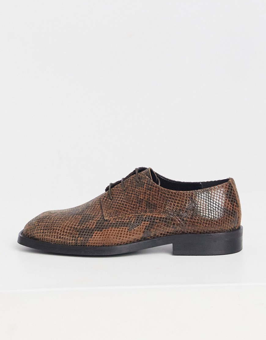 ASOS DESIGN lace up square toe shoes in snake skin leather-Brown