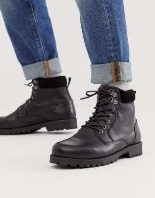 black worker boots