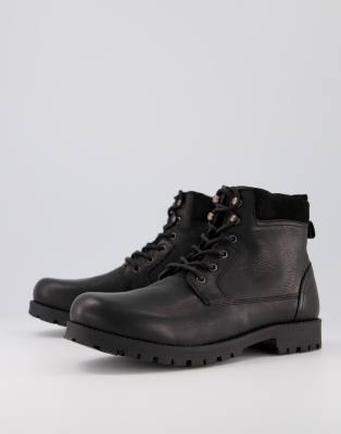 black worker boots