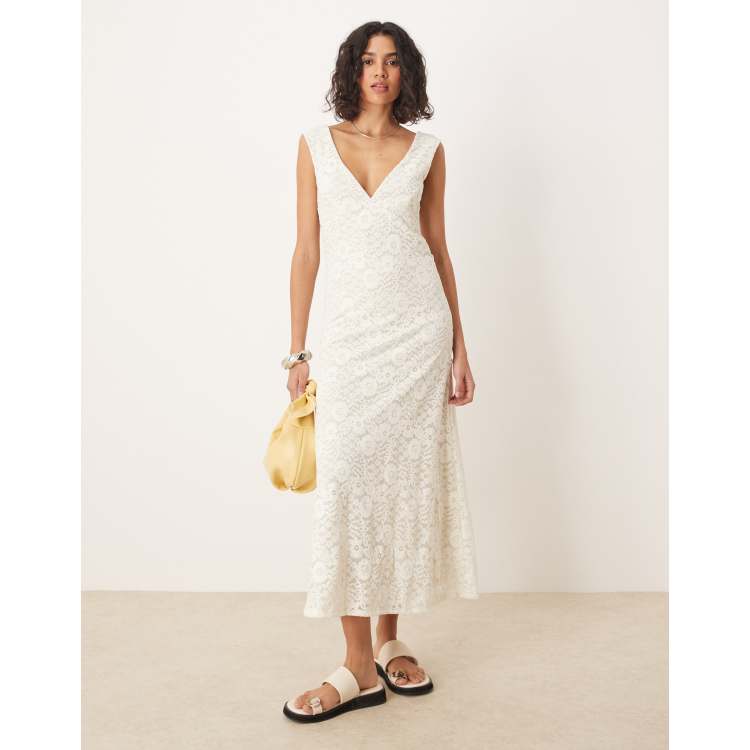 knee length dresses for ladies Lora Lace resort dress  Dina Melwani