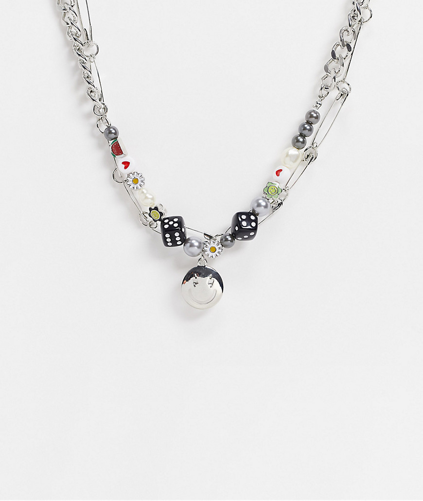 ASOS DESIGN - Lag-på-lag halskæde med perler og sikkerhedsnåle i sølvfarvet tone