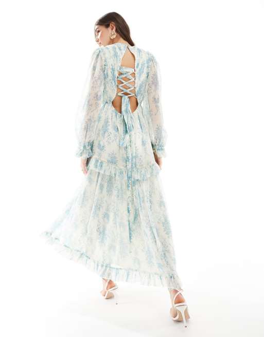 ASOS DESIGN - Lagdelt maxikjole med flæser og blåt blomstermønster, 3 af 4