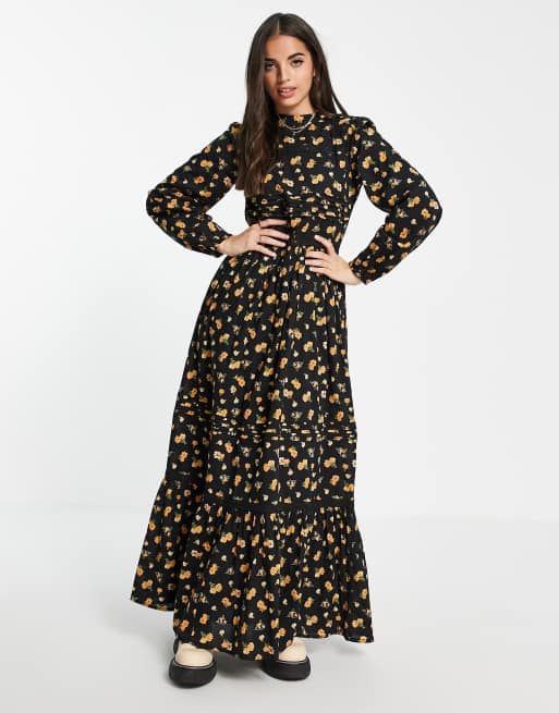 ASOS DESIGN - Lagdelt maxikjole med pintucks og blondeindsatser i sort blomstermønster
