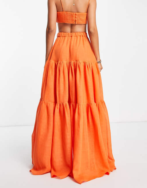 ASOS DESIGN - Lagdelt maxinederdel i orange voile med asymmetrisk kant - Del af sæt , 2 af 4