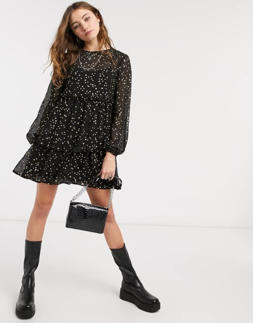 ASOS DESIGN - Lagdelt mini-smockkjole i sort og metalfarvede stjerner, 4 af 4