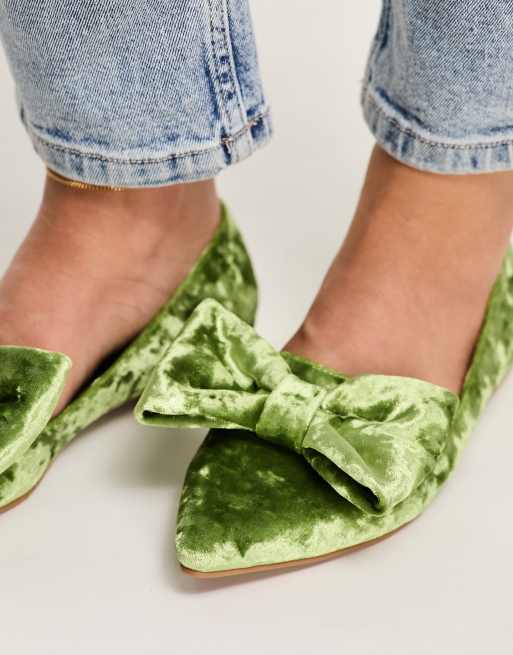 ASOS DESIGN – Lake – Gröna platta ballerinaskor med spetsig tå, rosett och bred passform, 4 av 4
