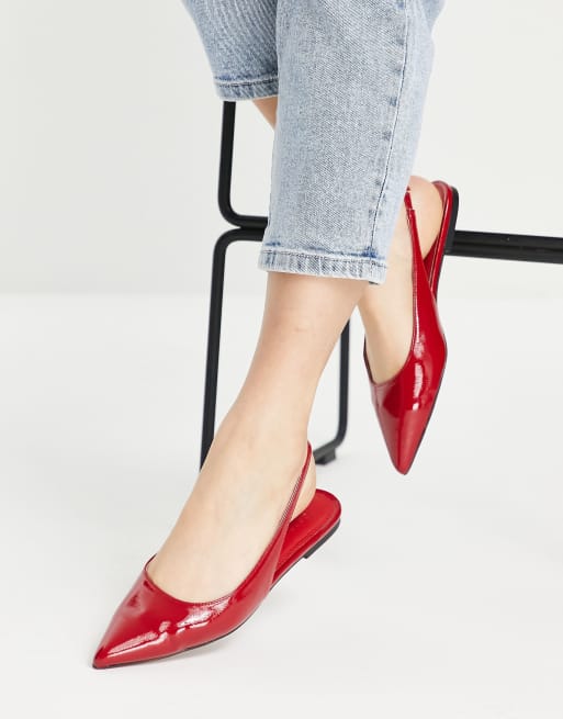 ASOS DESIGN – Lala – Marszczone lakierowane balerinki w kolorze czerwonym z paskiem wokół pięty