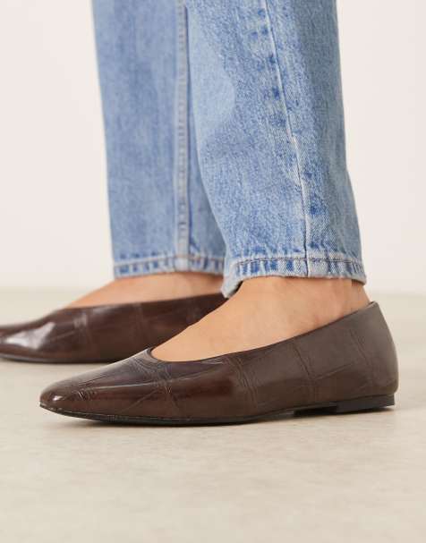 ASOS DESIGN - Lambert - Brune ballerinaer med kantet tå og krokodillelook - view 1