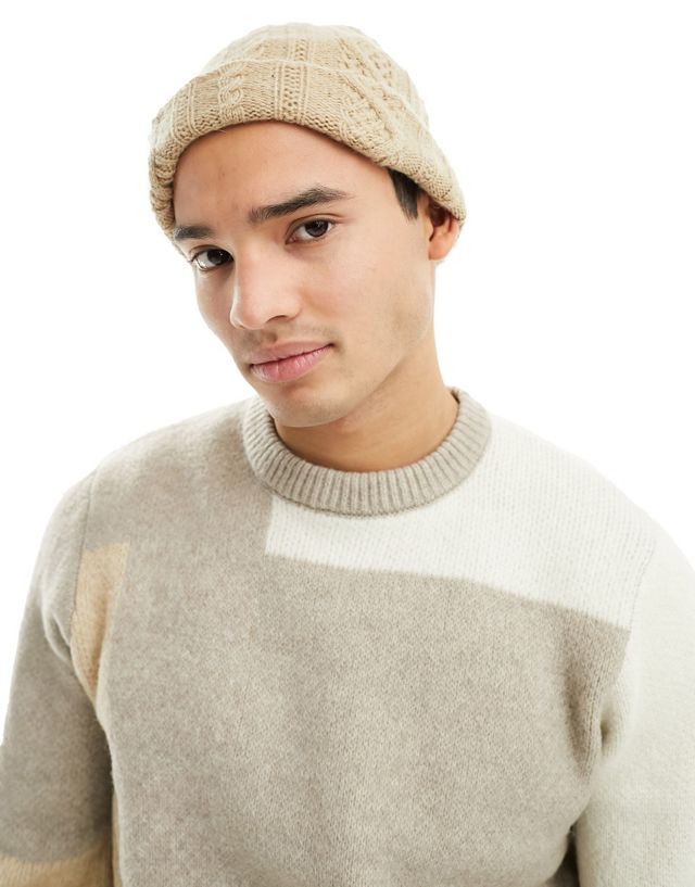 ASOS DESIGN - lambs wool cable knit beanie in oatmeal