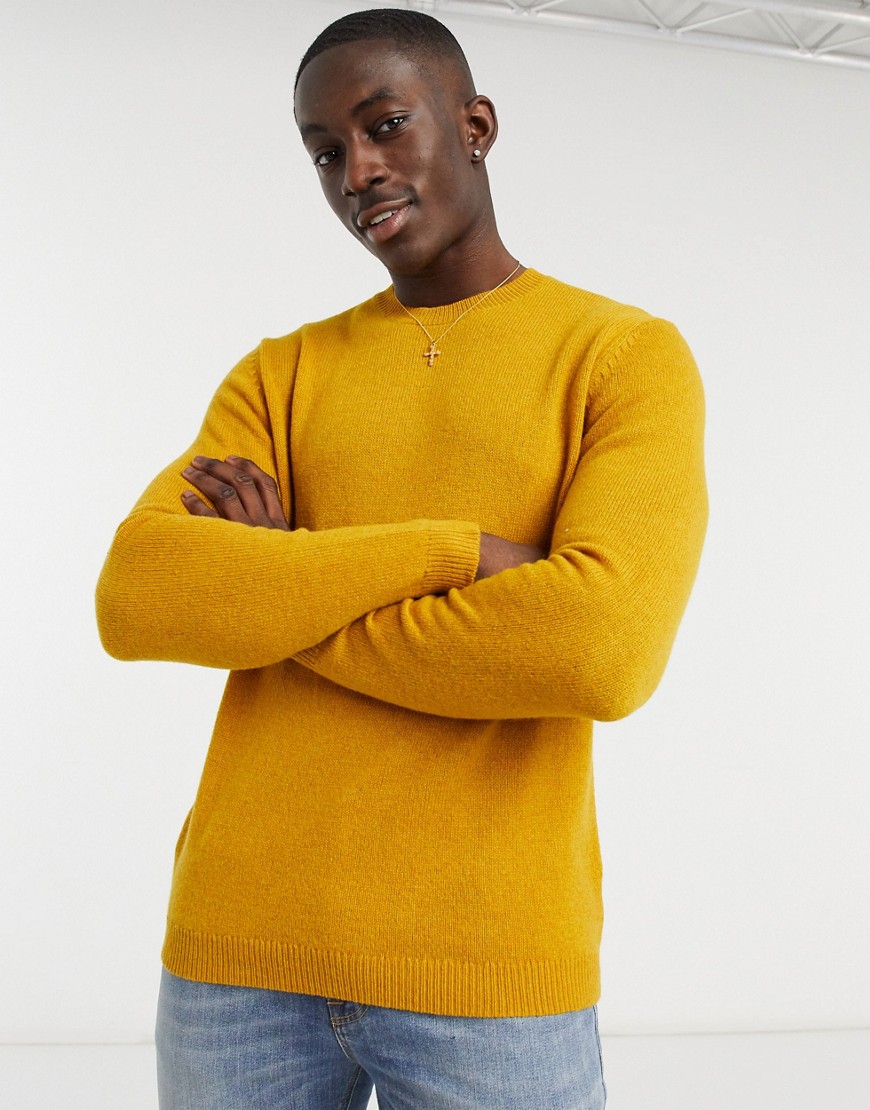 ASOS DESIGN lambswool crew neck sweater in mustard-Yellow