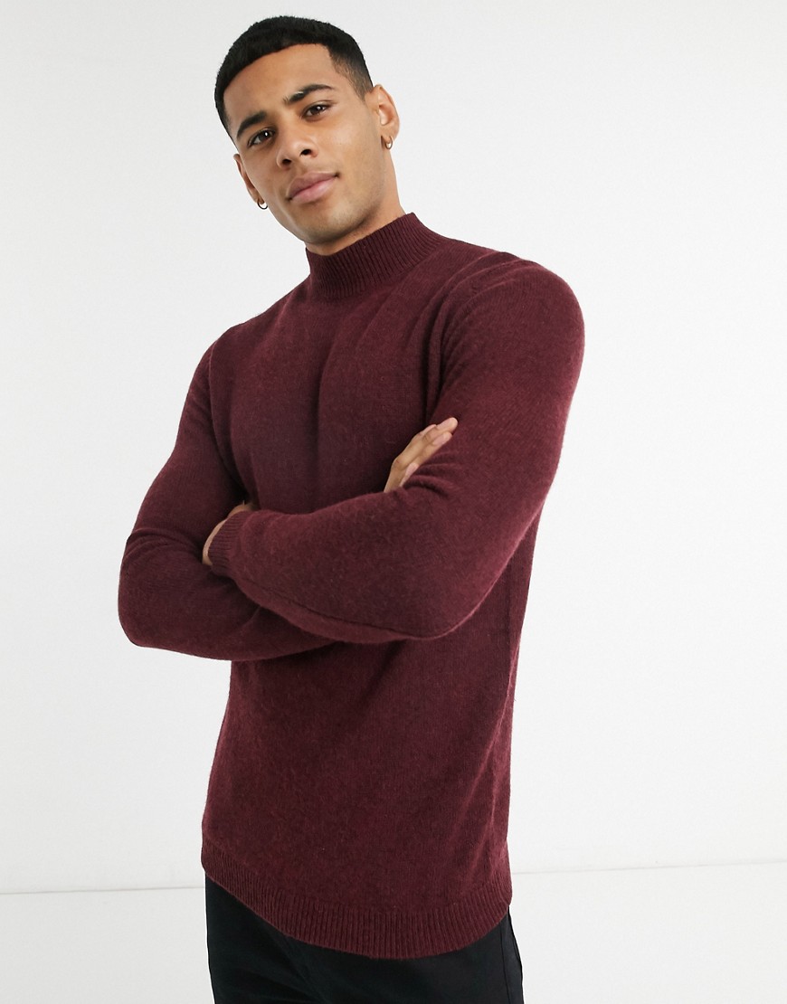 ASOS DESIGN lambswool turtleneck sweater in burgundy-Red