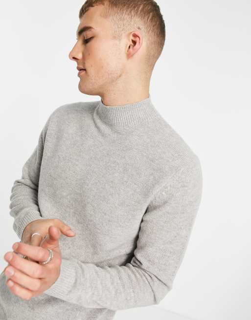 ASOS DESIGN – Lammwollpullover mit Stehkragen in Hellgrau