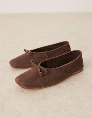 ASOS DESIGN - Landmark - Ballerines en daim à empeigne haute - Marron