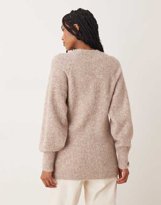 ASOS DESIGN - Lang beige cardigan i blødt garn med v-hals og taljedetalje, 4 af 4