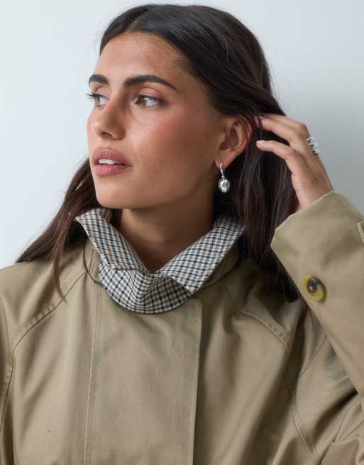 ASOS DESIGN lang trenchcoat med cape-detalje og ternet for i rye, 3 af 4
