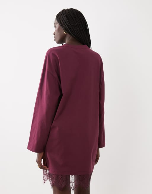 ASOS DESIGN långärmad t-shirtklänning med spetskant vid fållen i plommon, 4 av 4