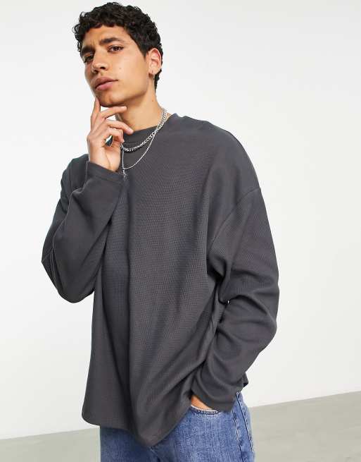 ASOS DESIGN – Langärmeliges Oversize-Shirt mit Waffelstruktur in verwaschenem Schwarz