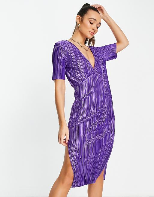 ASOS DESIGN – Langärmeliges, plissiertes Midi-Wickelkleid in leuchtendem Lila