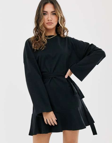 ASOS DESIGN – Langärmeliges Sweatshirtkleid mit Schößchensaum