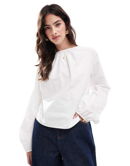 ASOS DESIGN – Langärmlige Popeline-Bluse in Weiß mit geraffter Rückseite