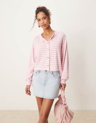 ASOS DESIGN - Langärmlige Strickjacke in Rosa gestreift-Bunt