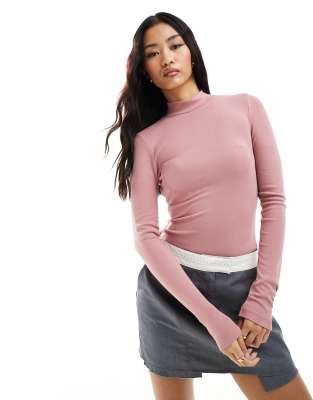 ASOS DESIGN - Langärmliger Body mit hohem Kragen in Rosa