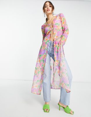 ASOS DESIGN - Langärmliger, durchscheinender Maxi-Kimono in Rosa mit hellem Print und Schnürung vorne-Bunt