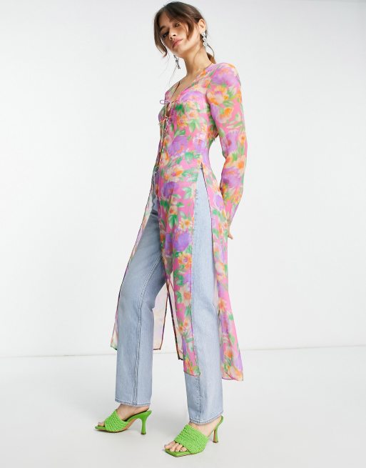 ASOS DESIGN – Langärmliger, durchscheinender Maxi-Kimono in Rosa mit hellem Print und Schnürung vorne, 4 von 4