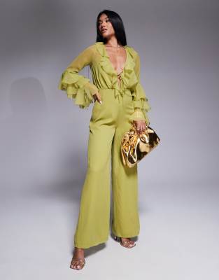 ASOS DESIGN - Langärmliger Jumpsuit in Olivgrün mit Rüschen und Bindedetail