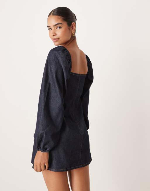 ASOS DESIGN – Langärmliges ausgestelltes Hemdblusenkleid aus Denim in Rinse-Waschung, 4 von 4